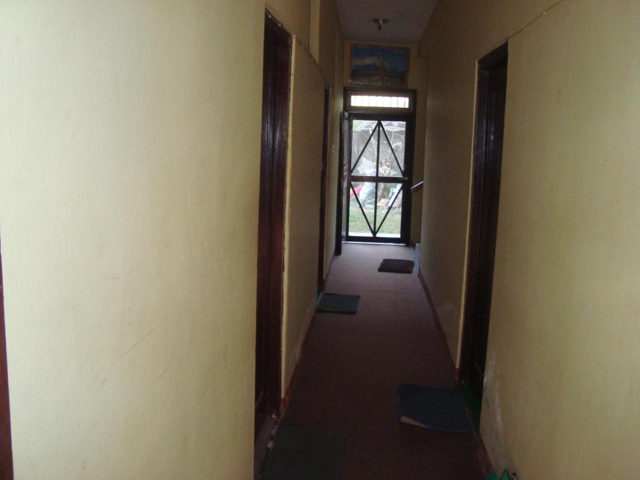 Geo Guest House Pokhara Buitenkant foto