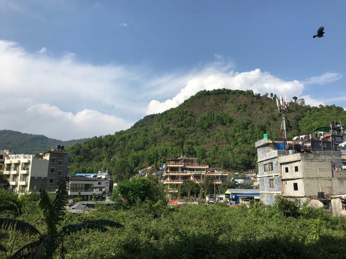 Geo Guest House Pokhara Buitenkant foto